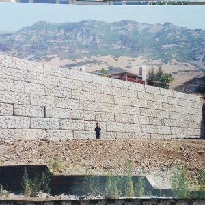 Large-block-wall-cobble-stone-16-ft-wall-built-in-July-2003-Pleasant-Grove-Utah